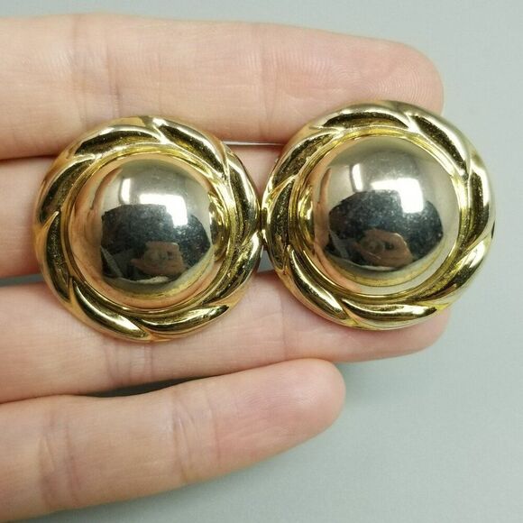 Vintage Gold Tone Dome Shape Clip On Earrings, 80s 90s Retro Style, Estate - Picture 6 of 7